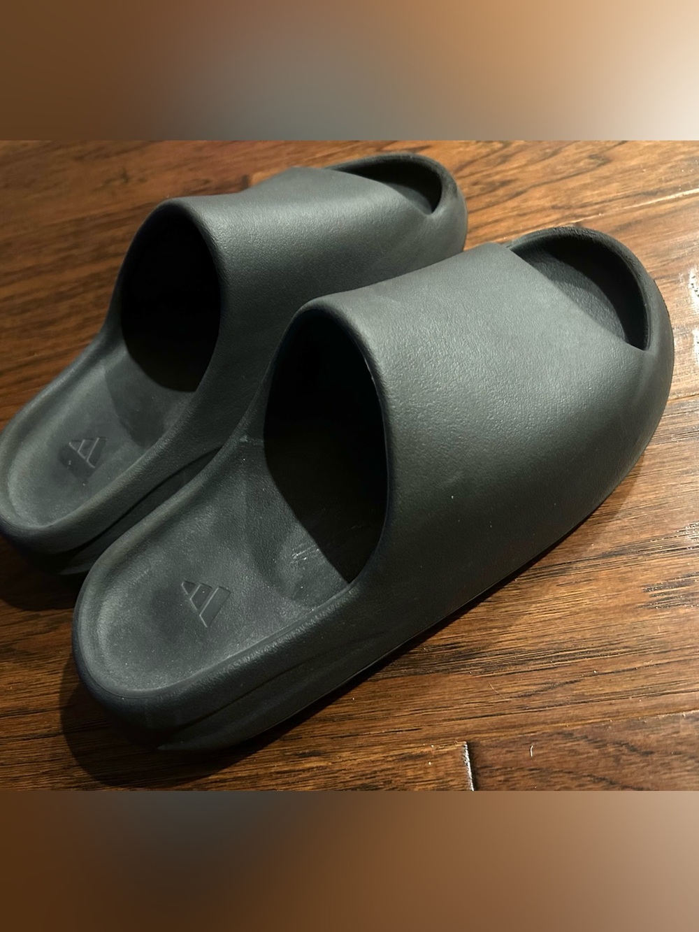 Adidas Yeezy Slides